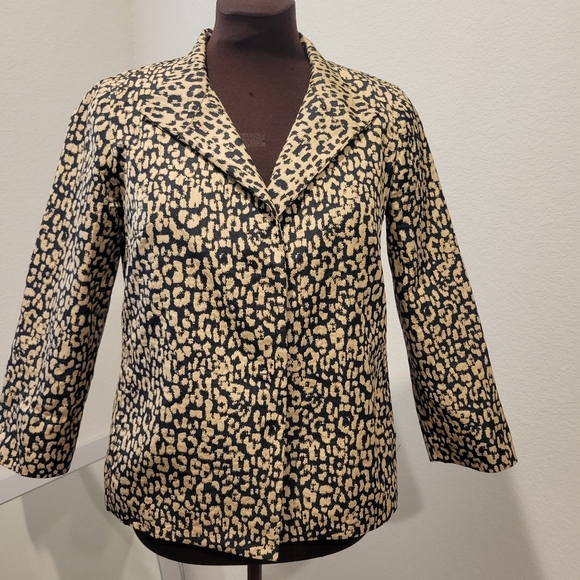 Jacket - Picture 1 of 9